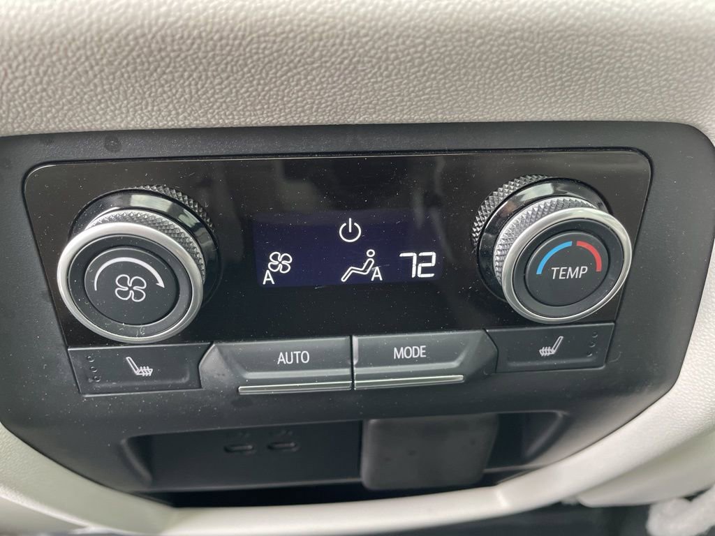 Used 2025 Buick Enclave Avenir w/ Super Cruise Package image 30