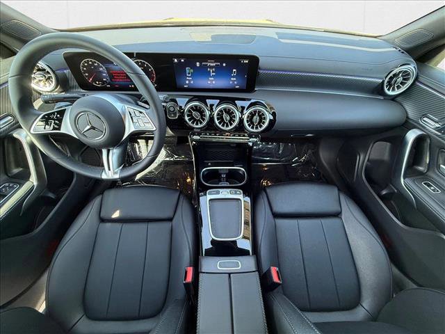 New 2025 Mercedes-Benz CLA 250 4MATIC image 16
