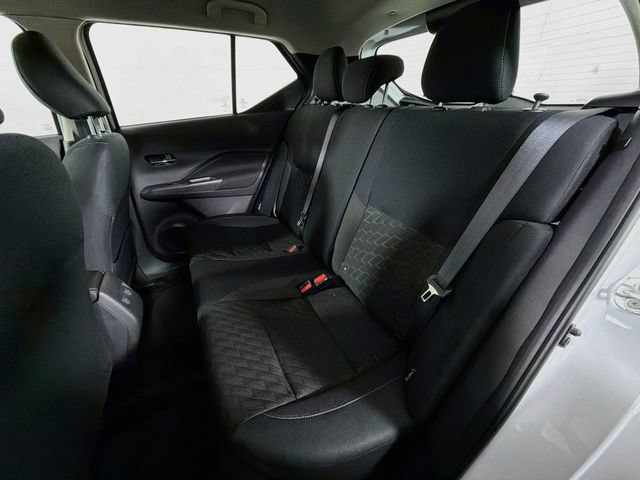 Certified 2023 Nissan Kicks SV FWD image 28