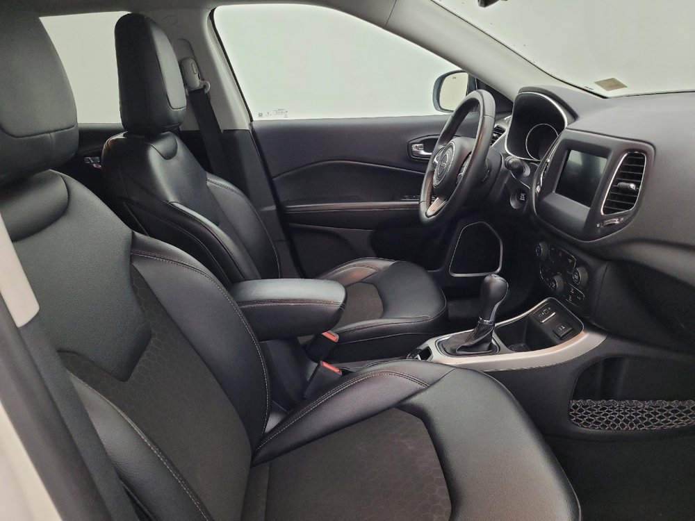 Used 2021 Jeep Compass Latitude image 21