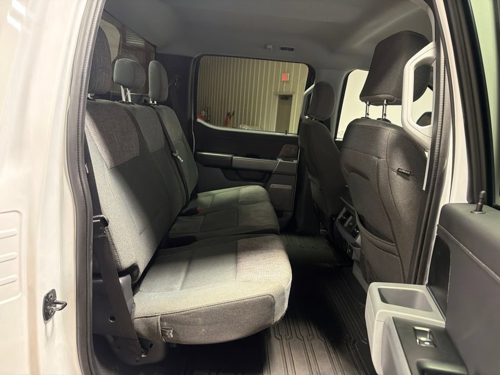 Used 2024 Ford F250 XLT w/ XLT Premium Package AWD/4WD image 36