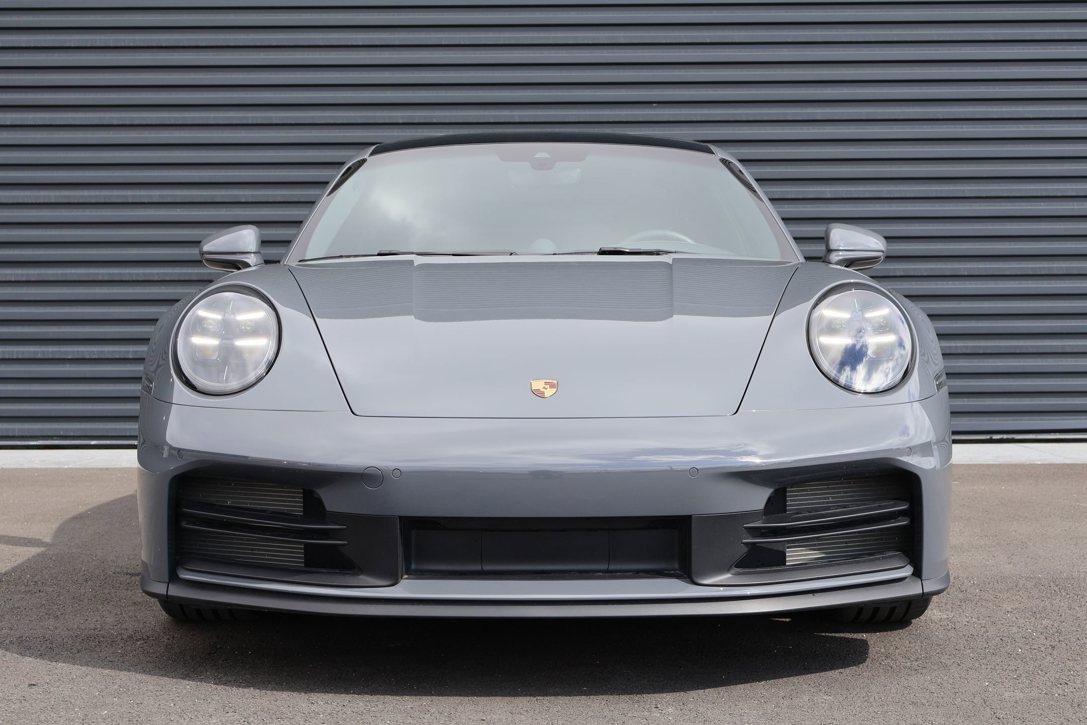 Certified 2025 Porsche 911 Carrera image 7