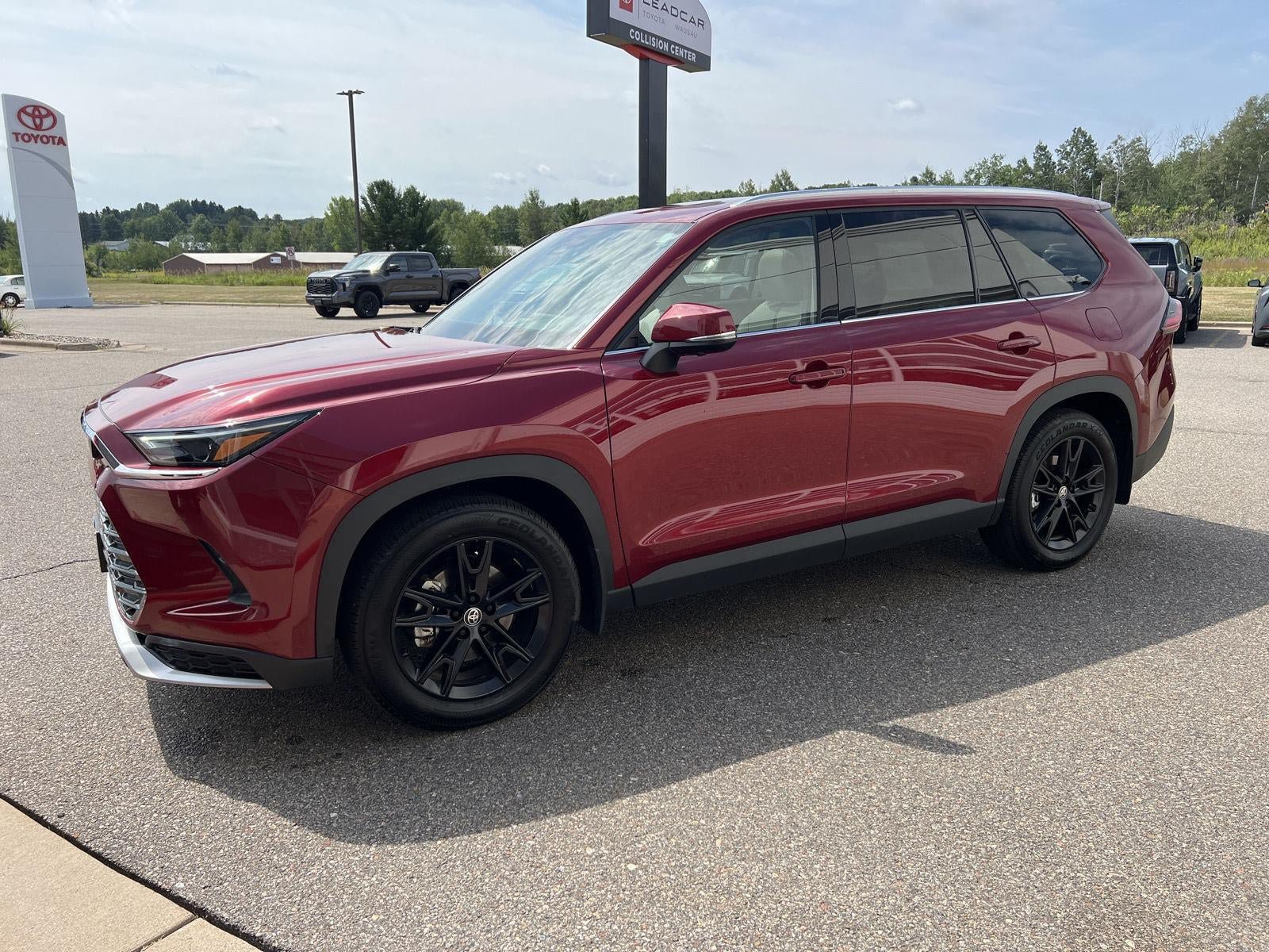 Used 2026 Toyota Grand Highlander AWD Hybrid image 5