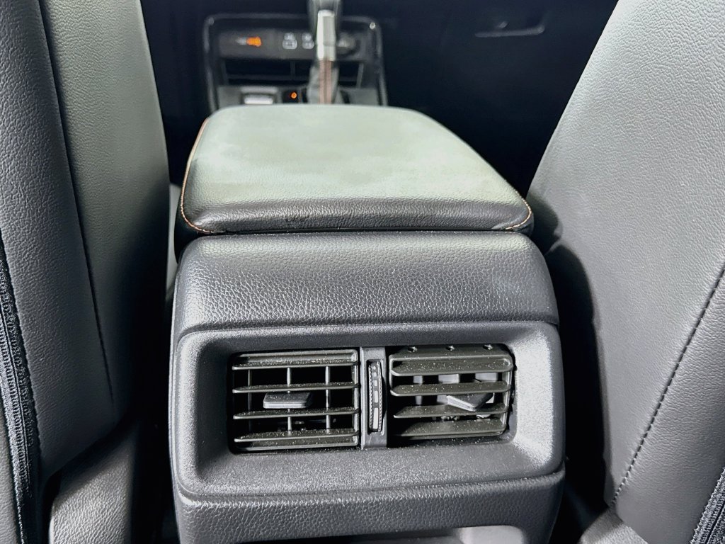 Used 2025 Honda CR-V Sport-L image 31