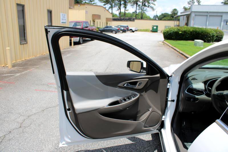 Used 2020 Chevrolet Malibu LT image 19