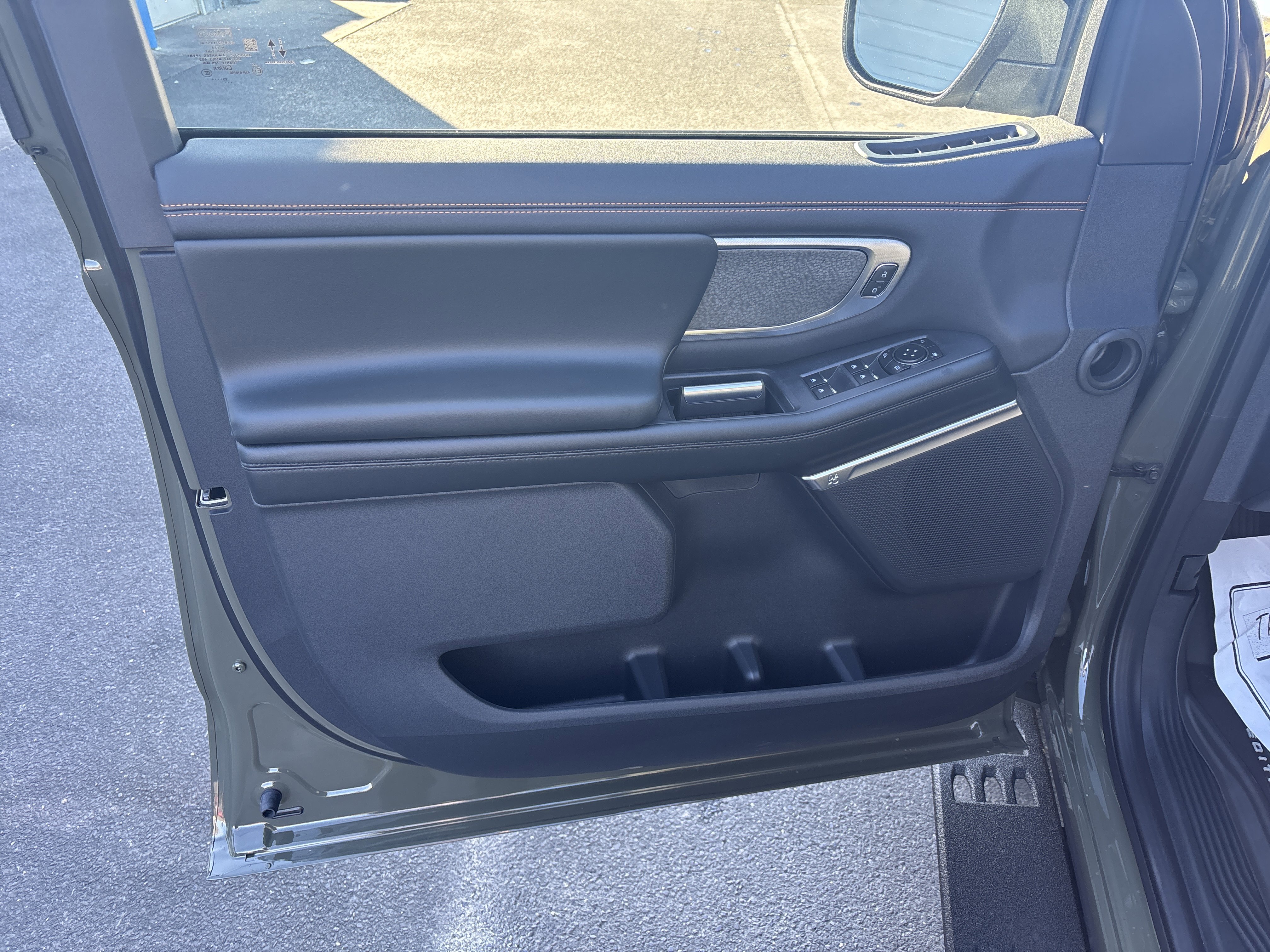 New 2025 Ford Expedition Tremor image 16