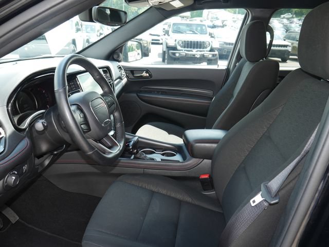 Used 2025 Dodge Durango GT w/ Trailer Tow Group IV AWD/4WD image 2