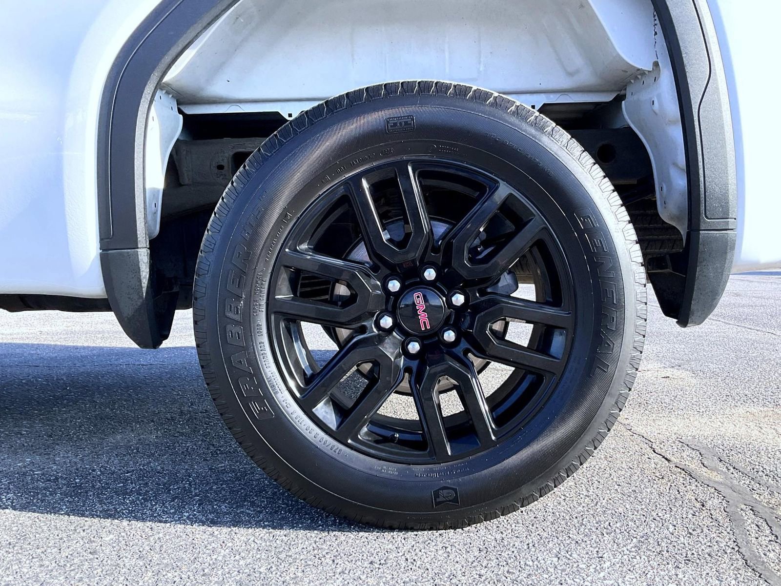 Used 2023 GMC Sierra 1500 Elevation AWD/4WD image 23