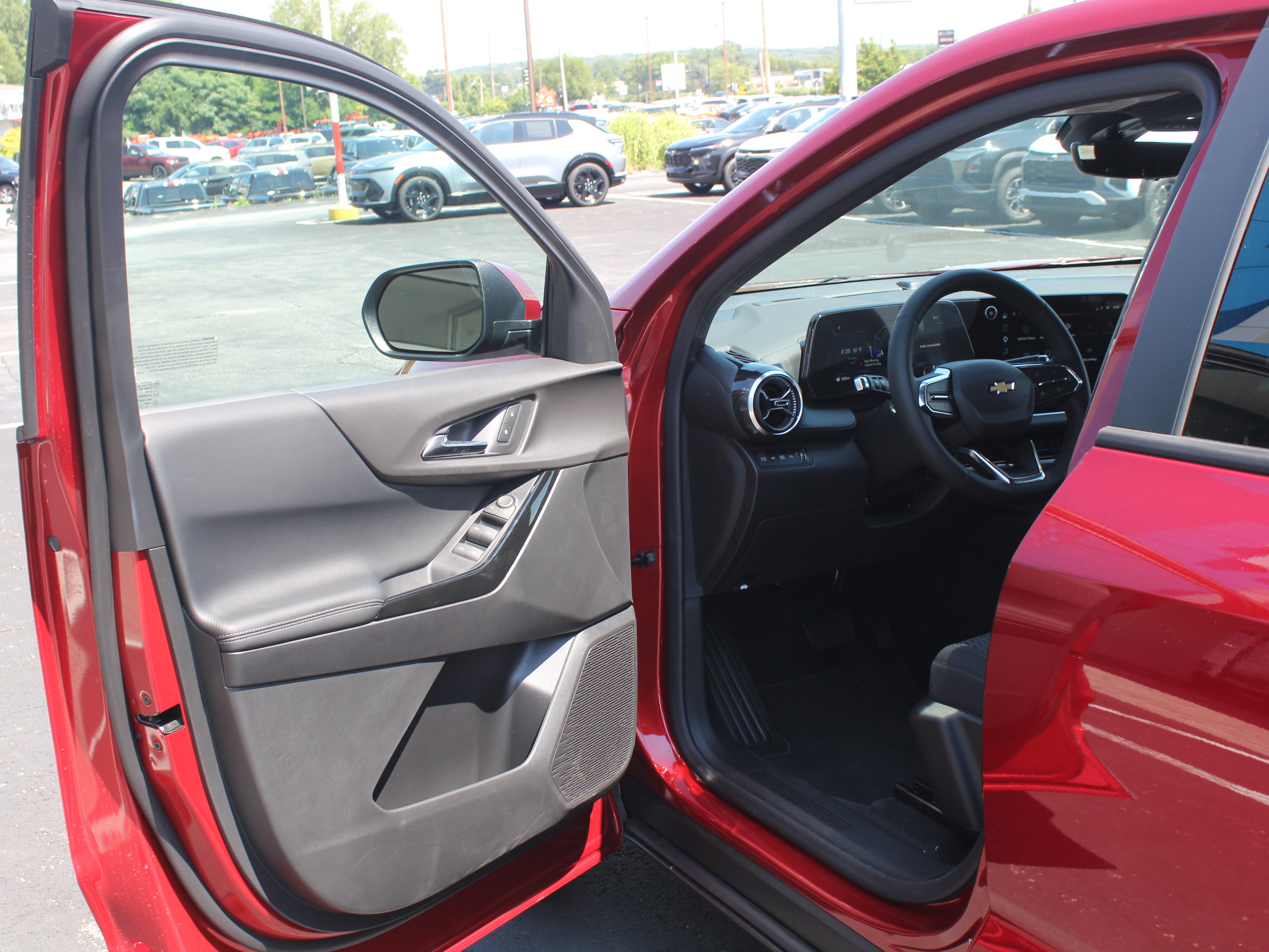 New 2027 Chevrolet Equinox LT w/ Safety and Technology Package AWD/4WD image 8