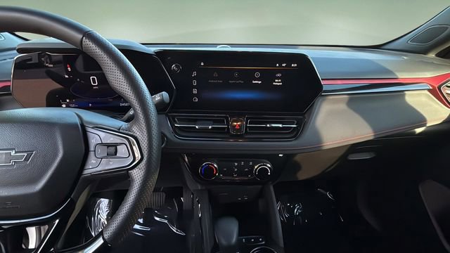 Used 2024 Chevrolet TrailBlazer RS w/ Driver Confidence Package image 12