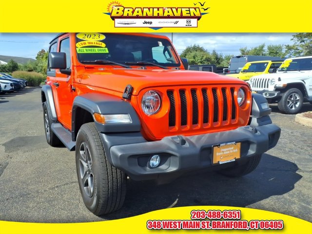 Certified 2023 Jeep Wrangler Sport AWD/4WD image 1