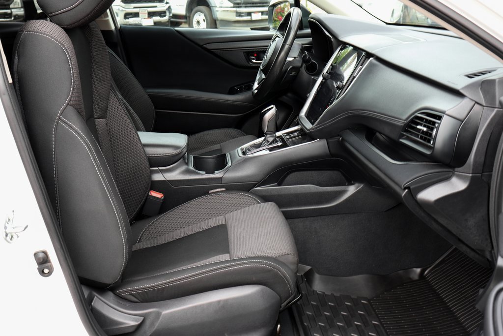 Used 2023 Subaru Outback Premium image 31
