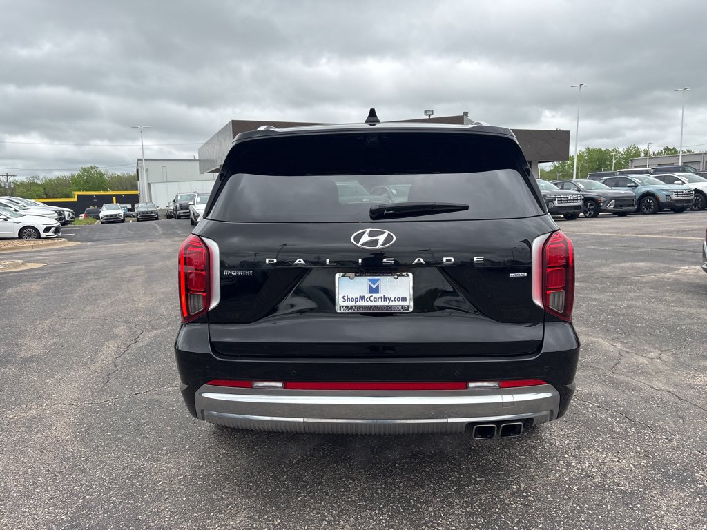 Used 2024 Hyundai Palisade Calligraphy AWD/4WD image 16