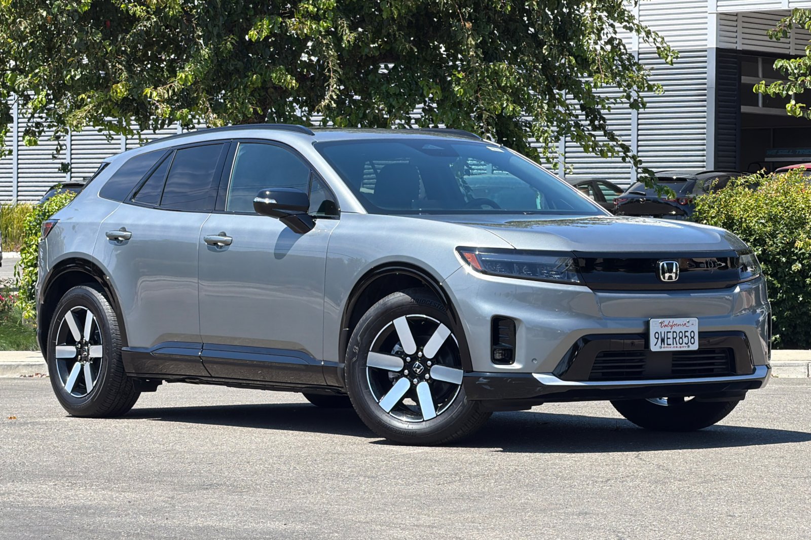 Used 2025 Honda Prologue Touring image 2