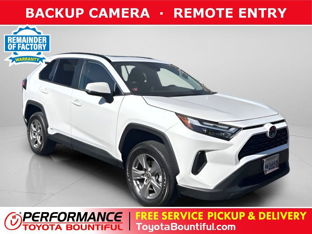Used 2024 Toyota RAV4 XLE AWD/4WD image 1
