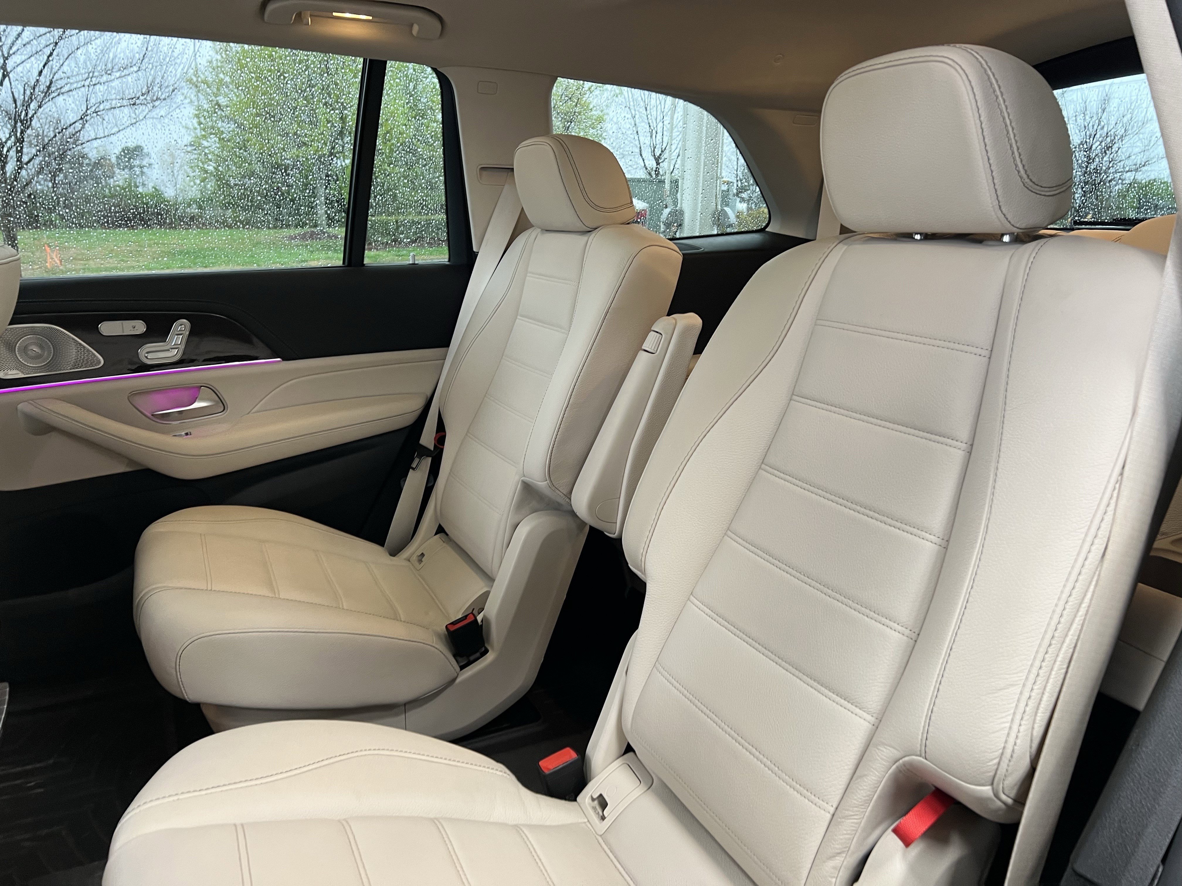 Used 2022 Mercedes-Benz GLS 450 4MATIC image 33