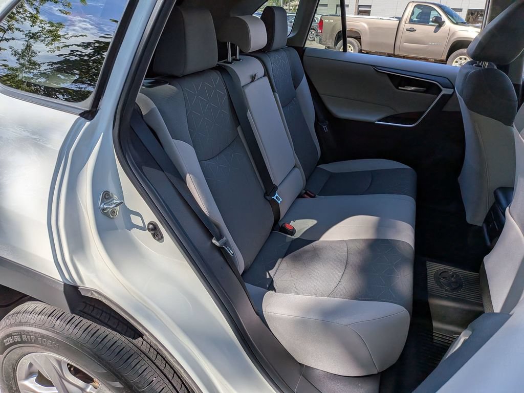 Used 2022 Toyota RAV4 XLE w/ Convenience Package AWD/4WD image 23