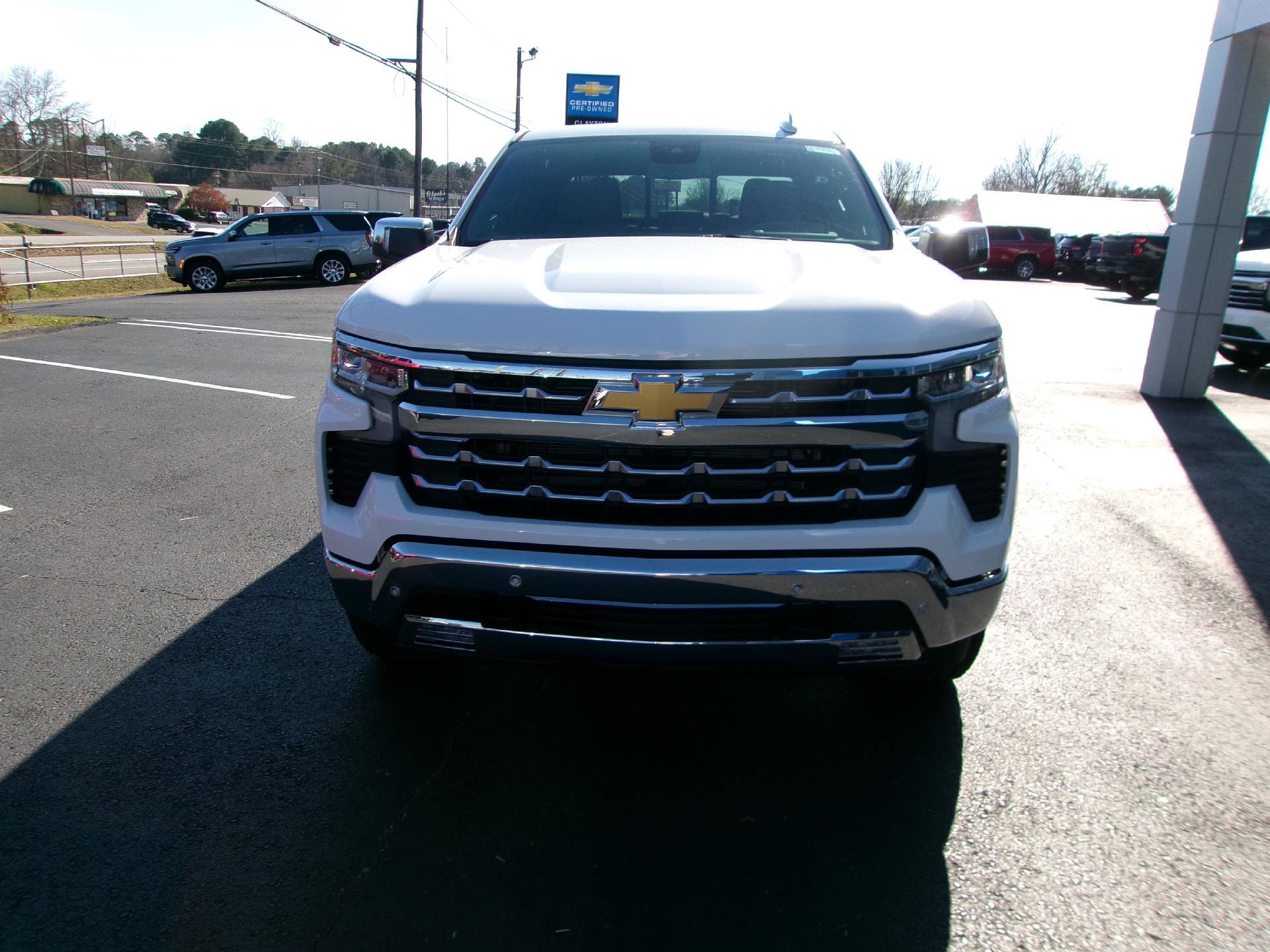 New 2026 Chevrolet Silverado 1500 LTZ w/ LTZ Premium Package image 9