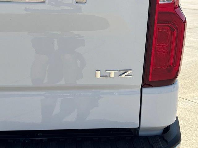 Used 2024 Chevrolet Silverado 1500 LTZ w/ LTZ Premium Package AWD/4WD image 27