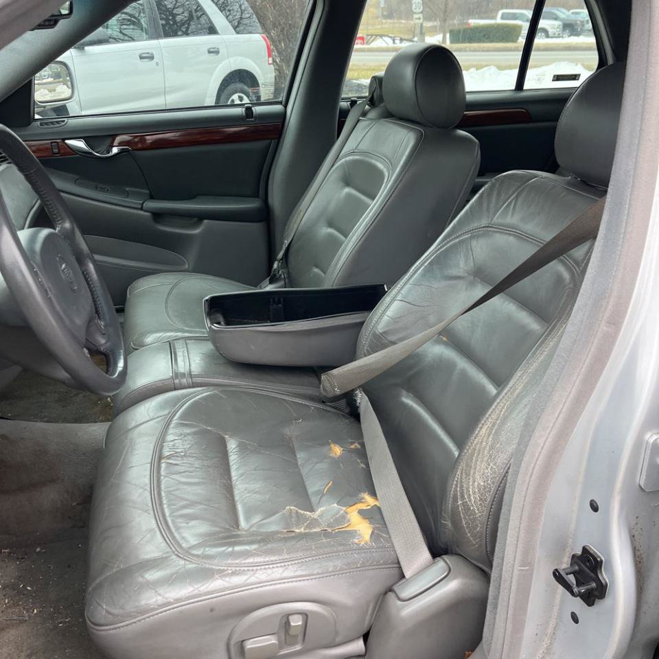 Used 2002 Cadillac De Ville FWD image 15