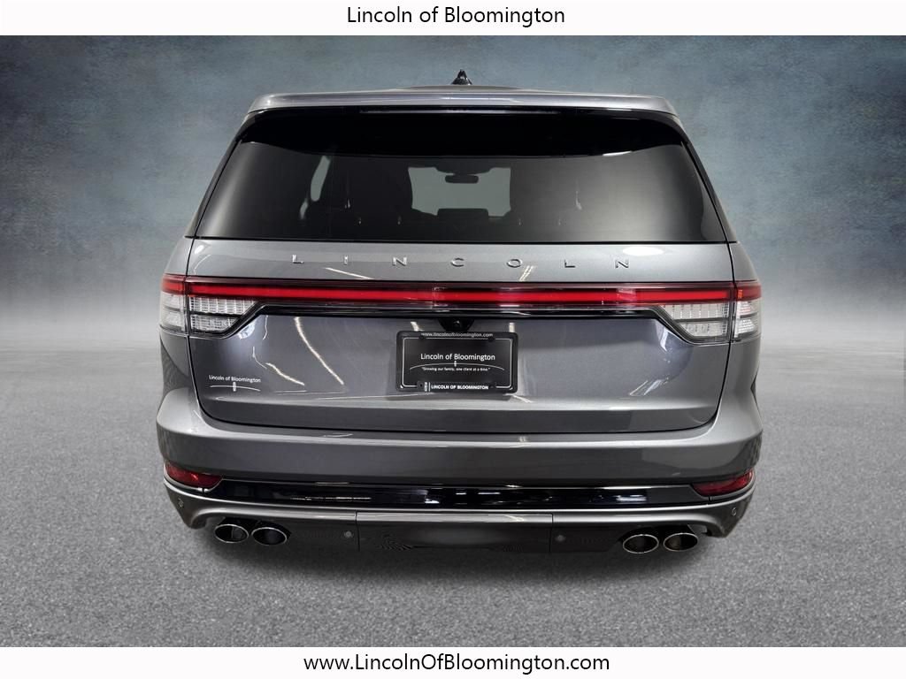 Certified 2025 Lincoln Aviator Reserve w/ Jet Appearance Package AWD/4WD image 6