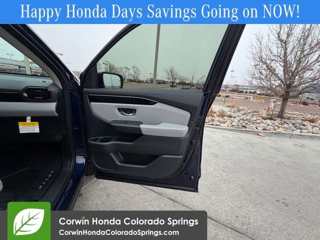 New 2025 Honda Pilot Touring image 21