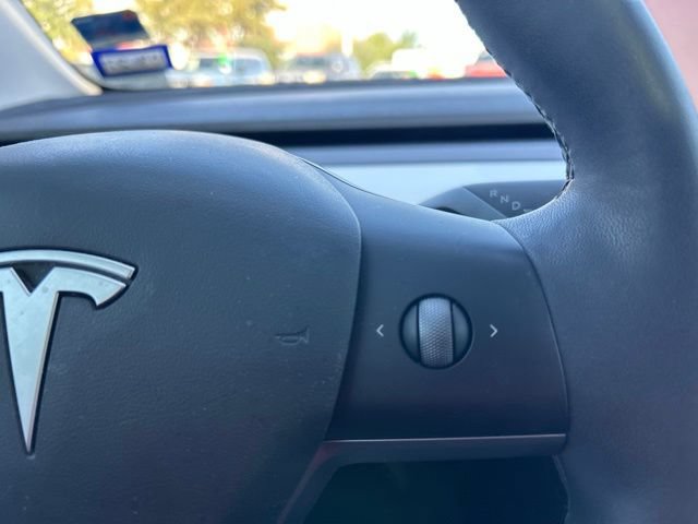 Used 2021 Tesla Model 3 Standard Range Plus RWD image 14