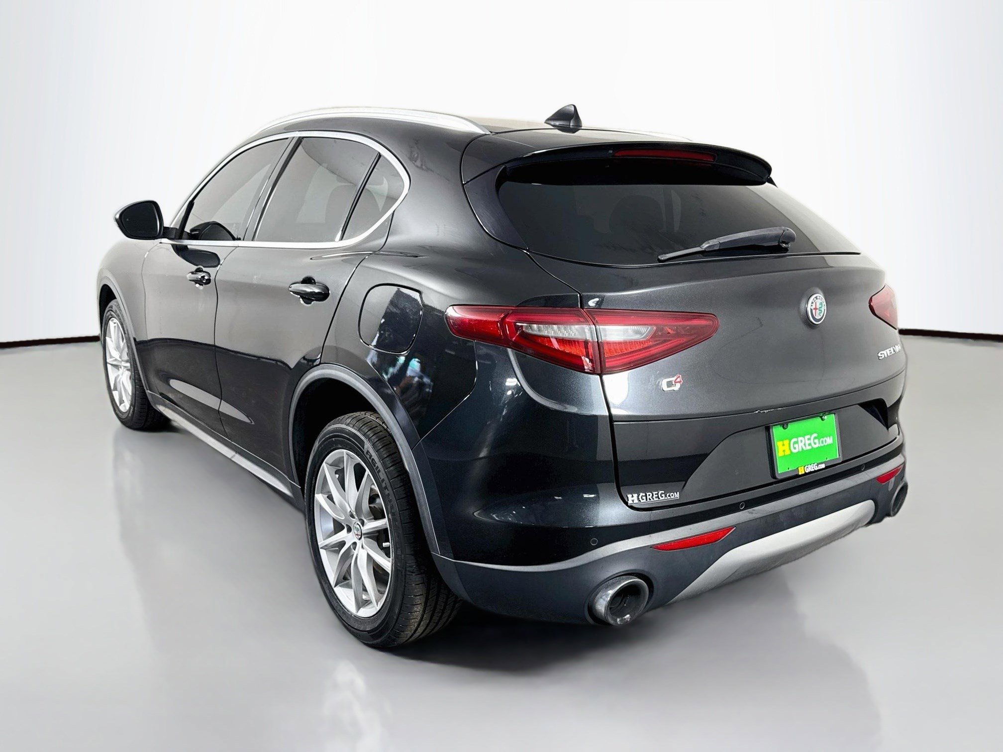 Used 2018 Alfa Romeo Stelvio Ti AWD/4WD image 7