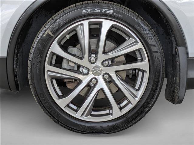 Used 2017 INFINITI QX50 2WD w/ Premium Plus Package image 29