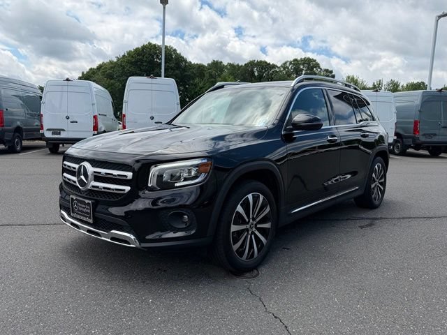 Used 2023 Mercedes-Benz GLB 250 4MATIC image 3