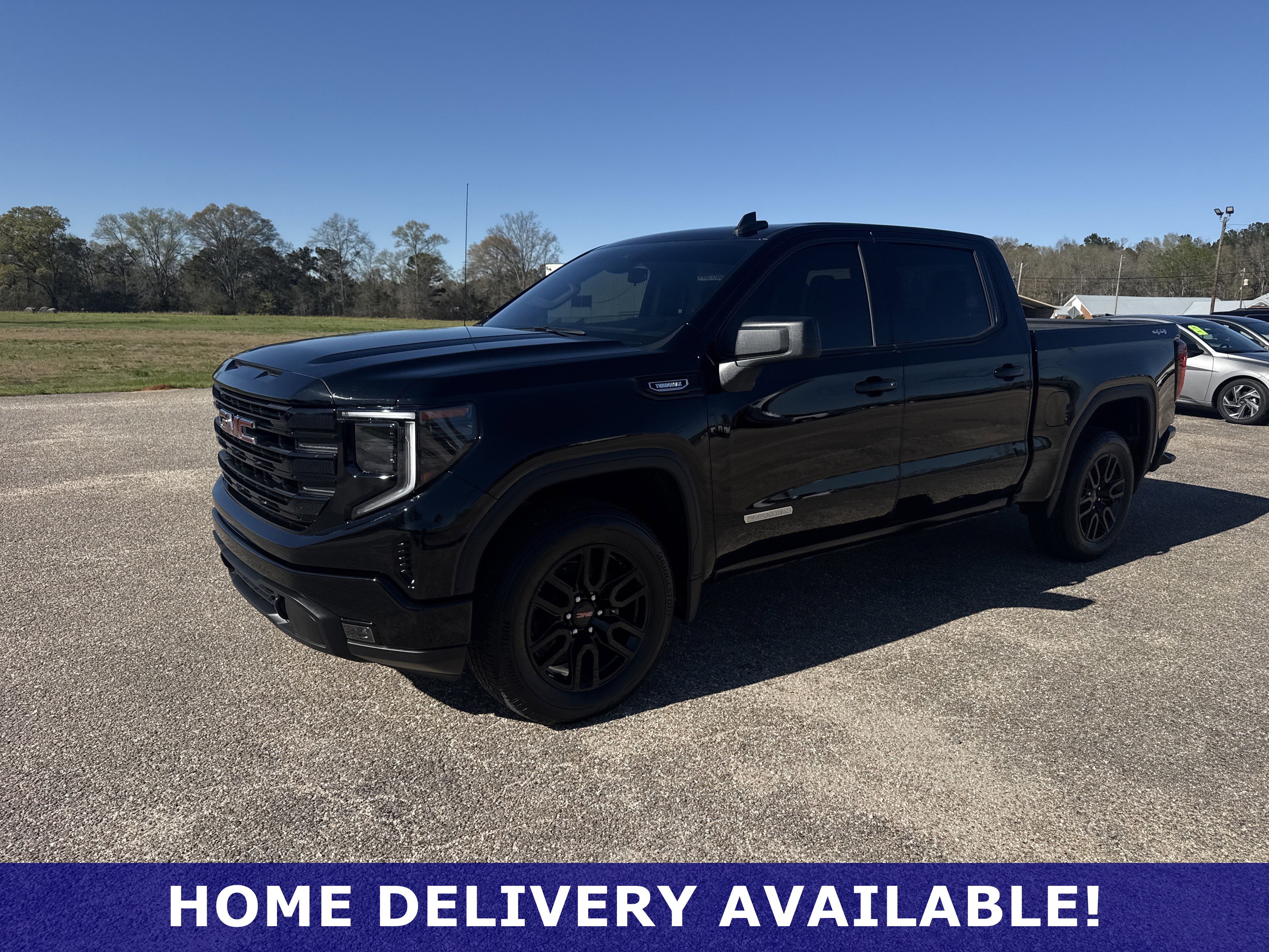 Used 2025 GMC Sierra 1500 Elevation AWD/4WD image 5