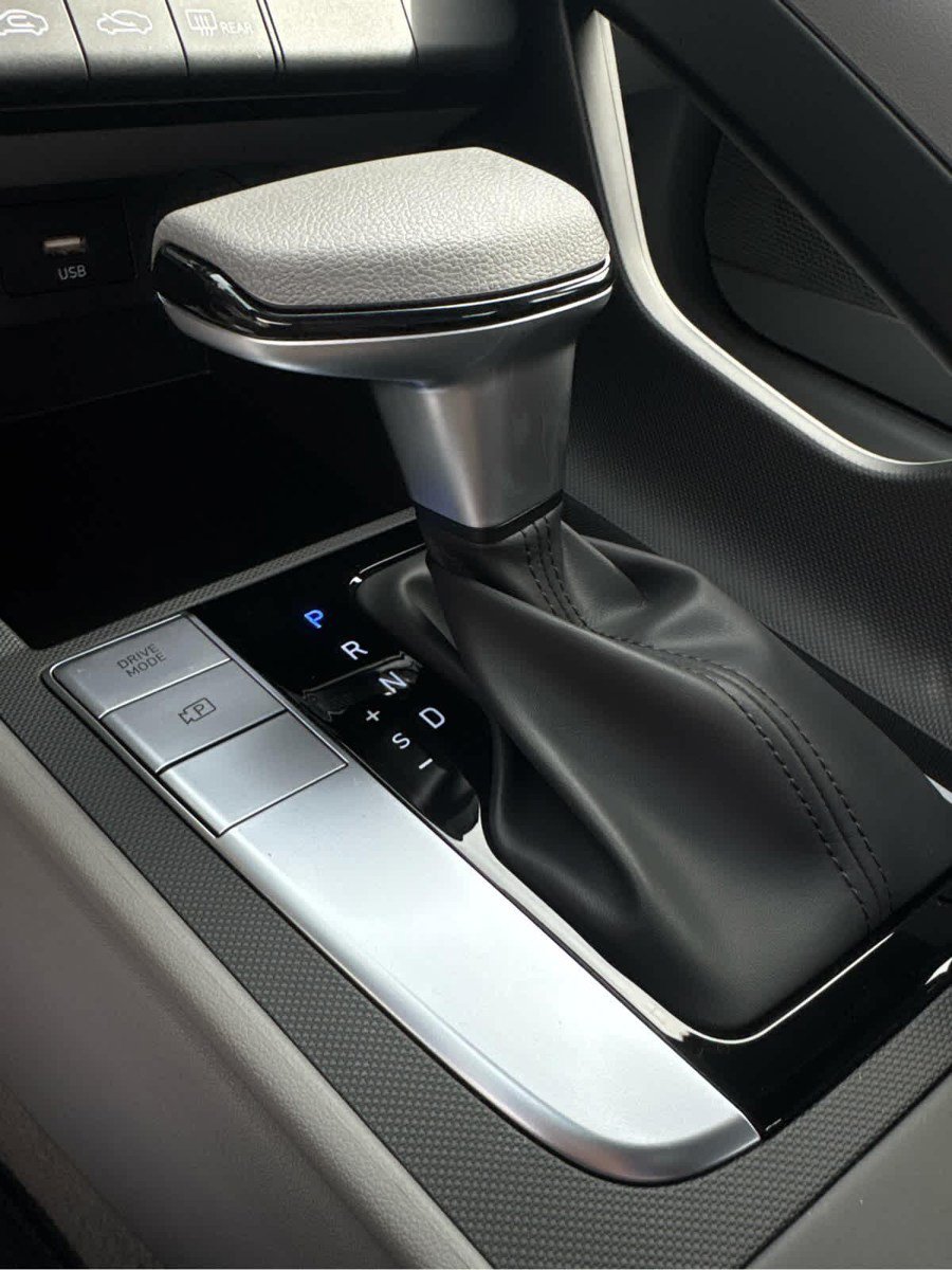 New 2026 Hyundai Elantra SE FWD image 30