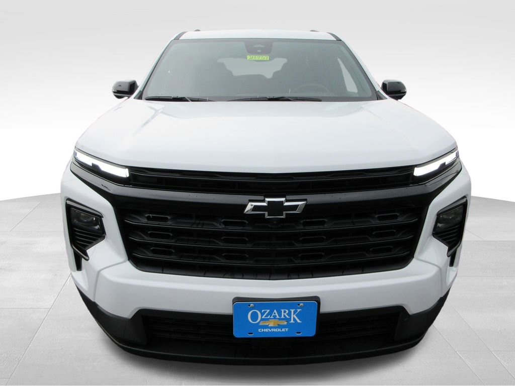New 2026 Chevrolet Traverse LT w/ Midnight/Sport Edition AWD/4WD image 8
