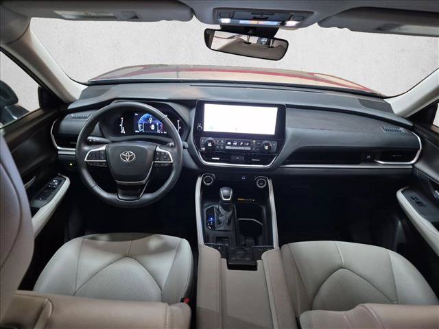 Certified 2026 Toyota Grand Highlander AWD image 16