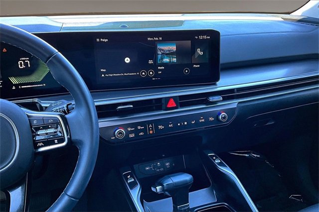 Used 2025 Kia Sorento S image 9