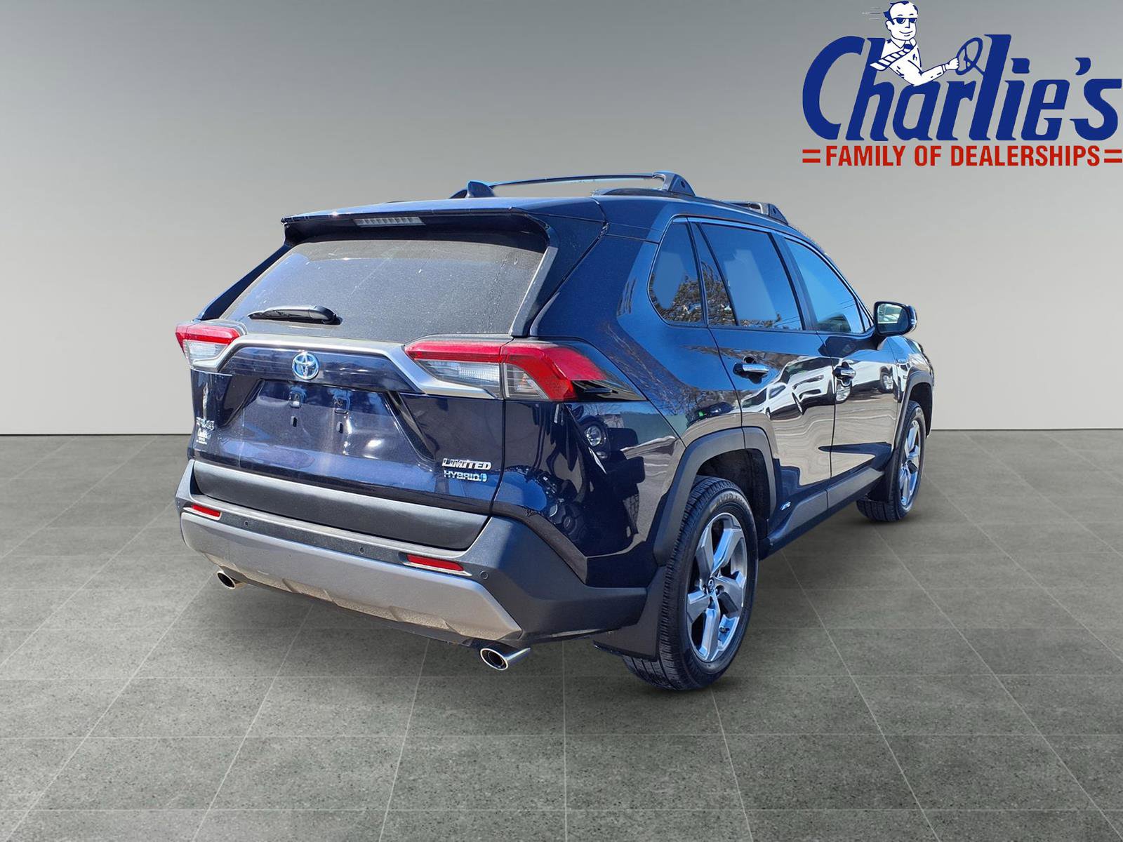 Used 2019 Toyota RAV4 Limited image 4