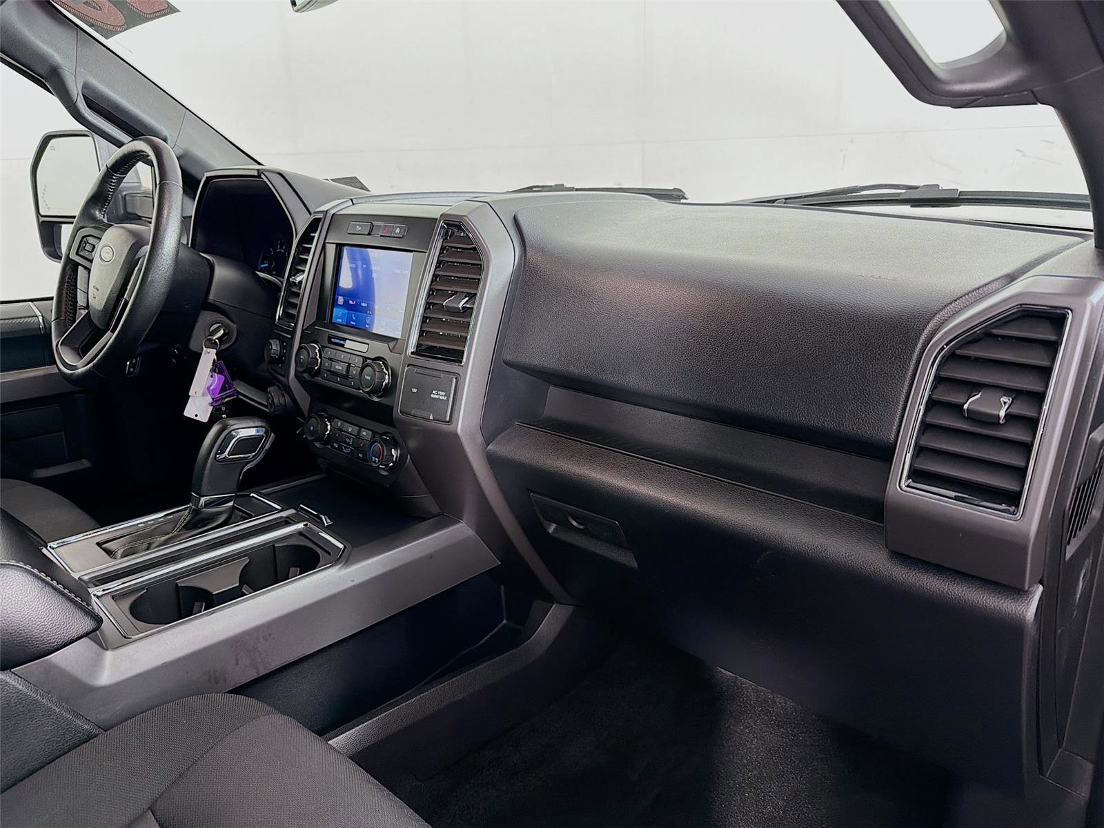 Used 2020 Ford F150 XLT w/ Equipment Group 302A Luxury image 29