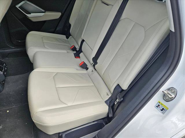 Used 2022 Audi Q3 2.0T Premium w/ Convenience Package AWD/4WD image 15
