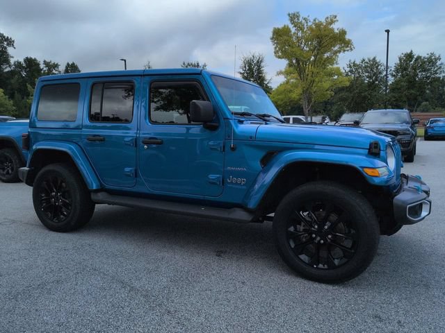 Used 2022 Jeep Wrangler Unlimited Sahara w/ Cold Weather Group AWD/4WD image 2