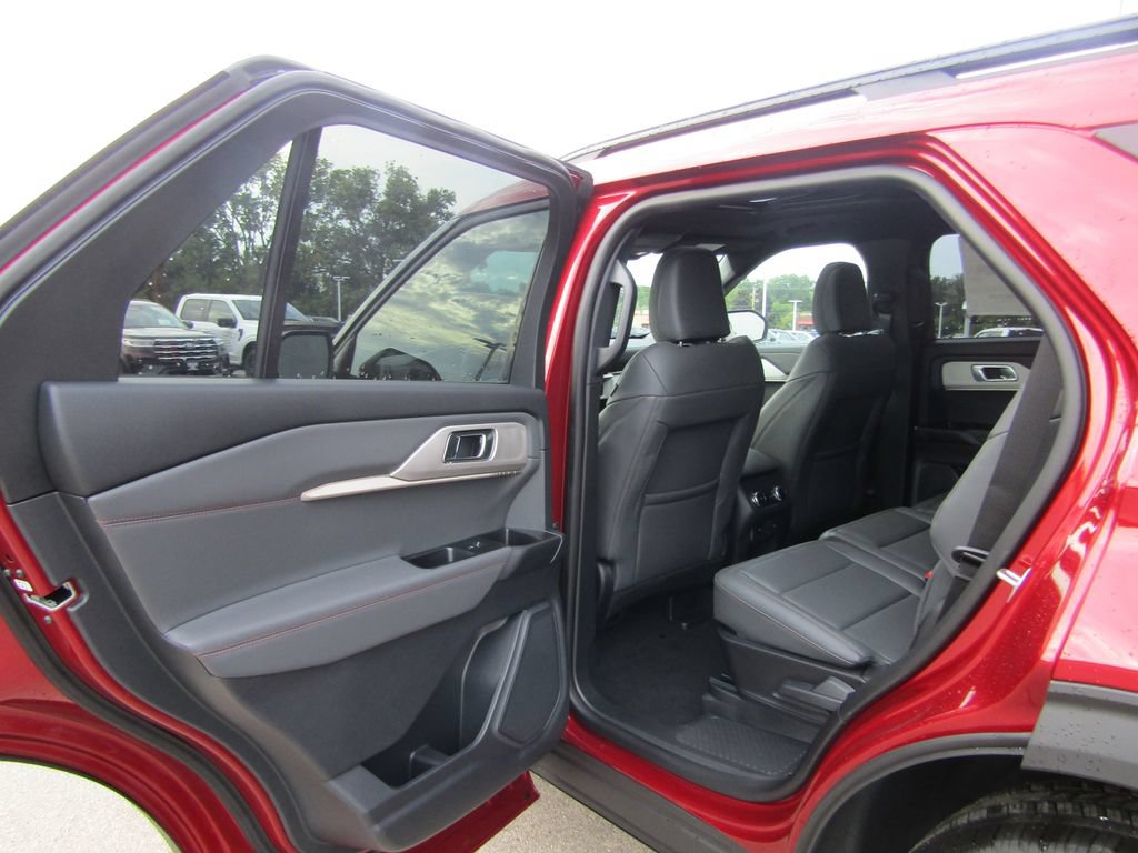 New 2027 Ford Explorer Active w/ Active Comfort Package AWD/4WD image 24