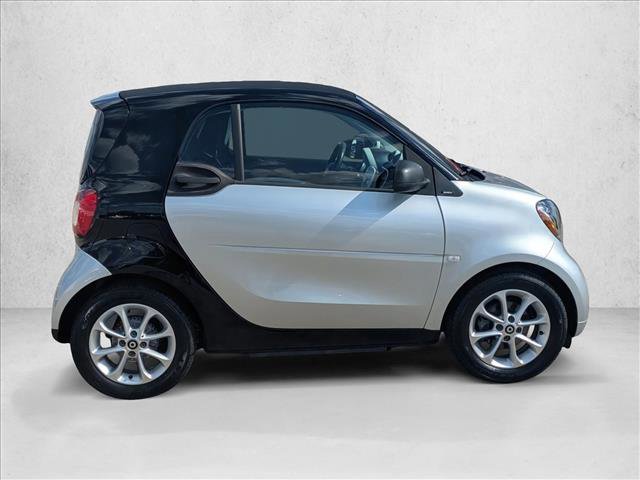 Used 2018 smart fortwo electric drive image 4
