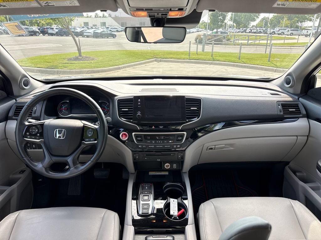 Used 2019 Honda Pilot Touring image 17