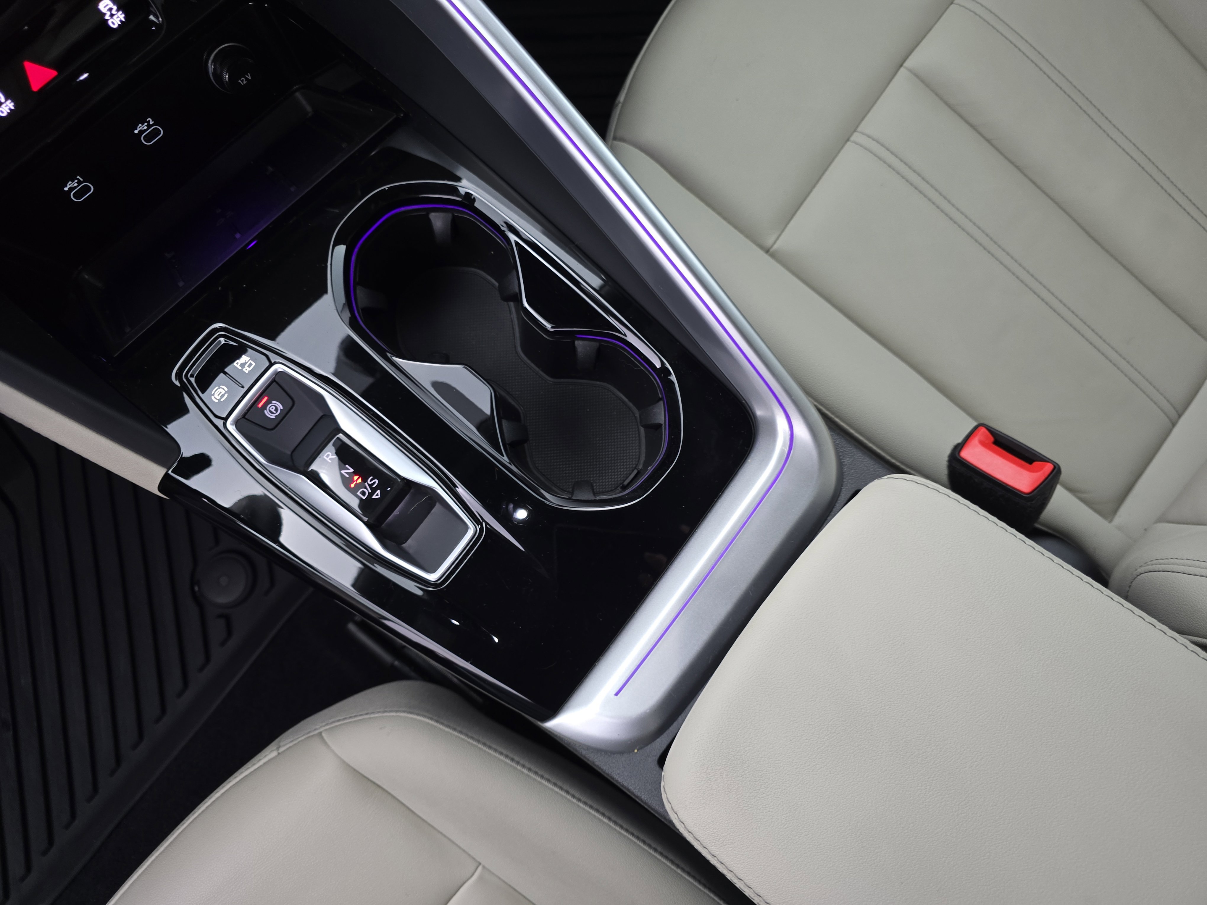 Used 2025 Audi Q5 Premium w/ Premium Plus AWD/4WD image 25