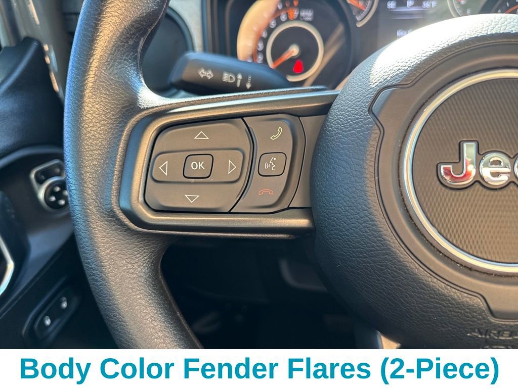 Used 2025 Jeep Gladiator Sport image 16