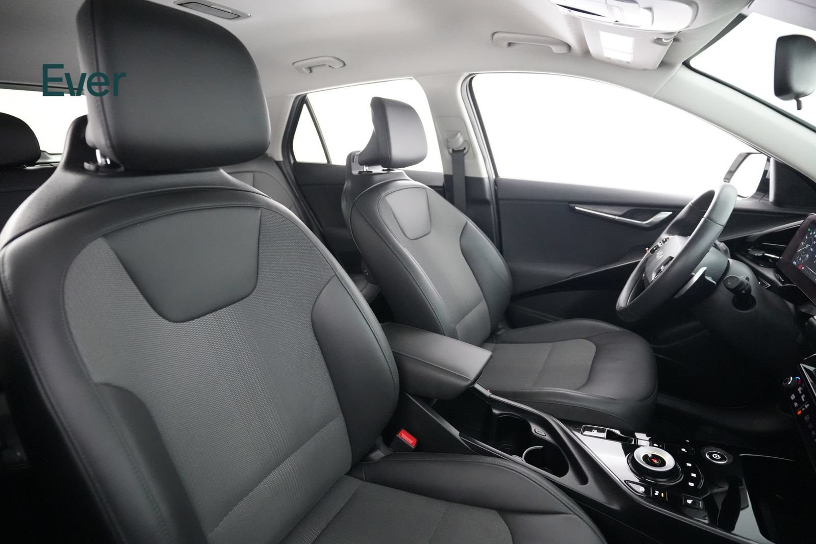 Used 2024 Kia Niro Wind w/ Wind Preserve Package FWD image 23