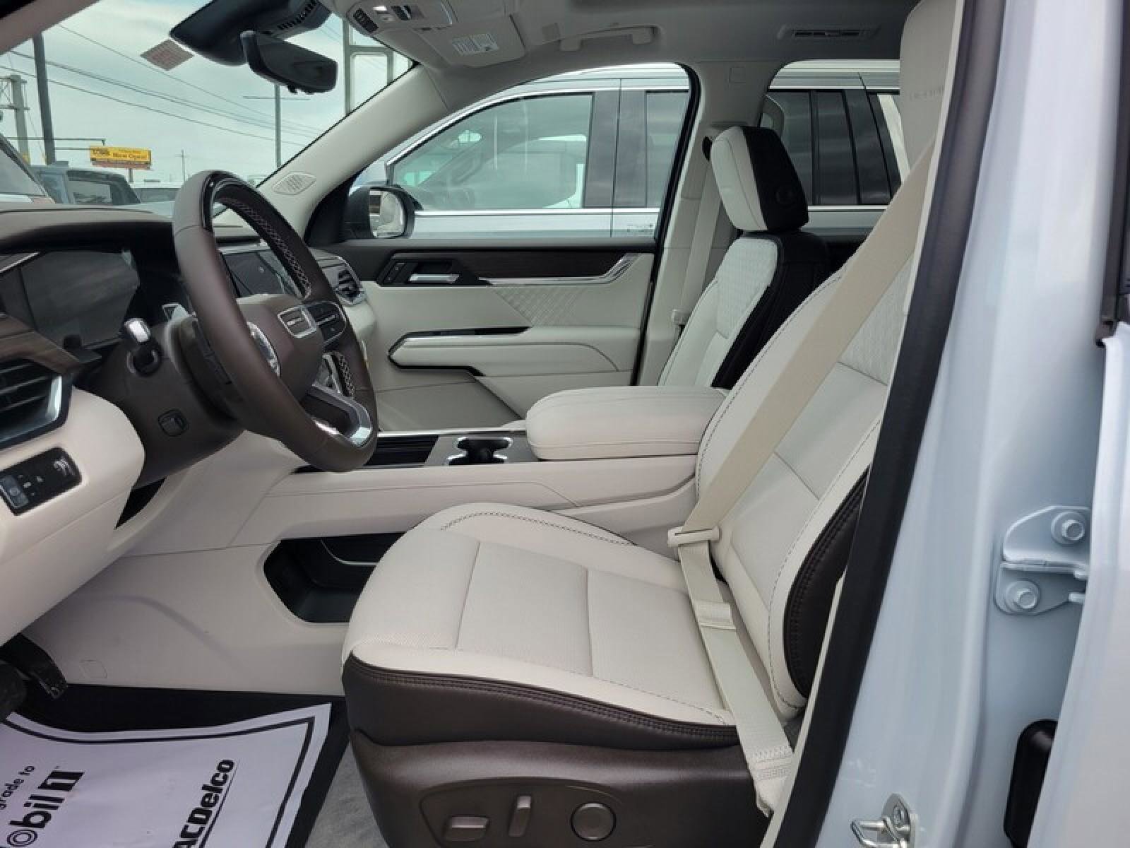 New 2026 GMC Acadia Denali w/ Super Cruise Package image 24