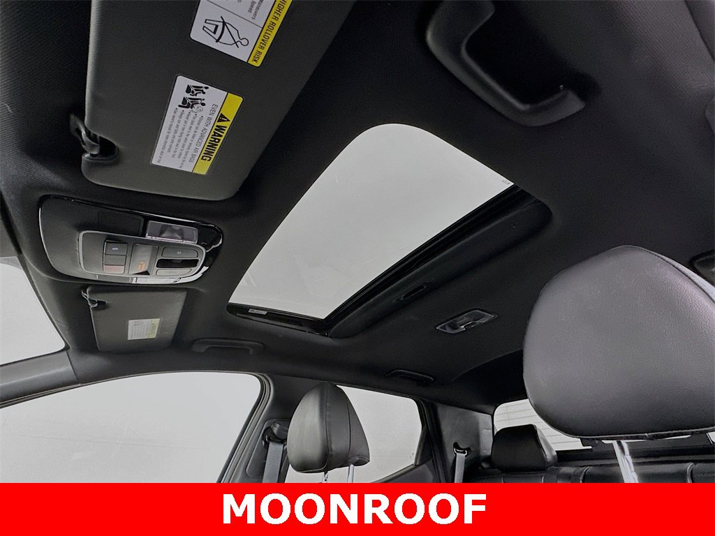 Used 2022 Hyundai Santa Cruz Limited w/ Winter Package image 4