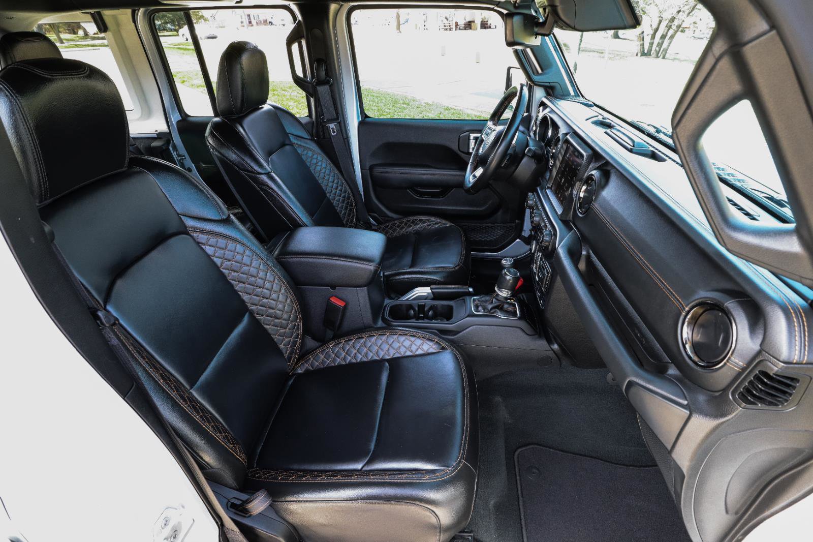 Used 2022 Jeep Wrangler Unlimited Sahara image 52