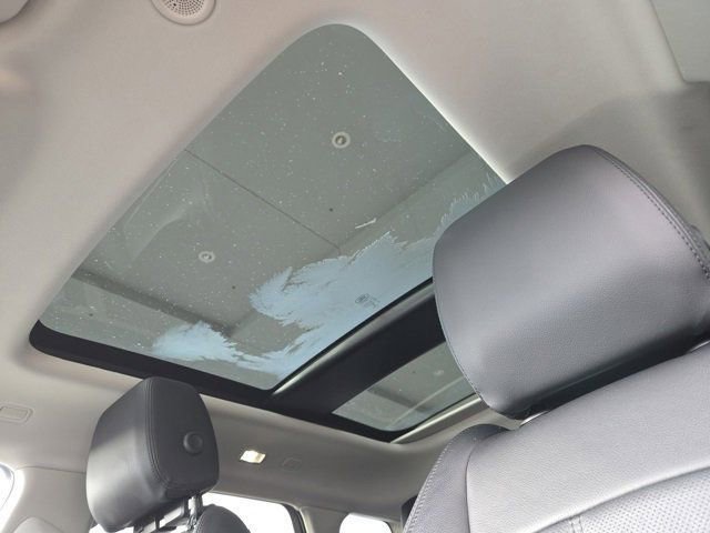 Used 2022 Land Rover Range Rover Evoque SE image 9