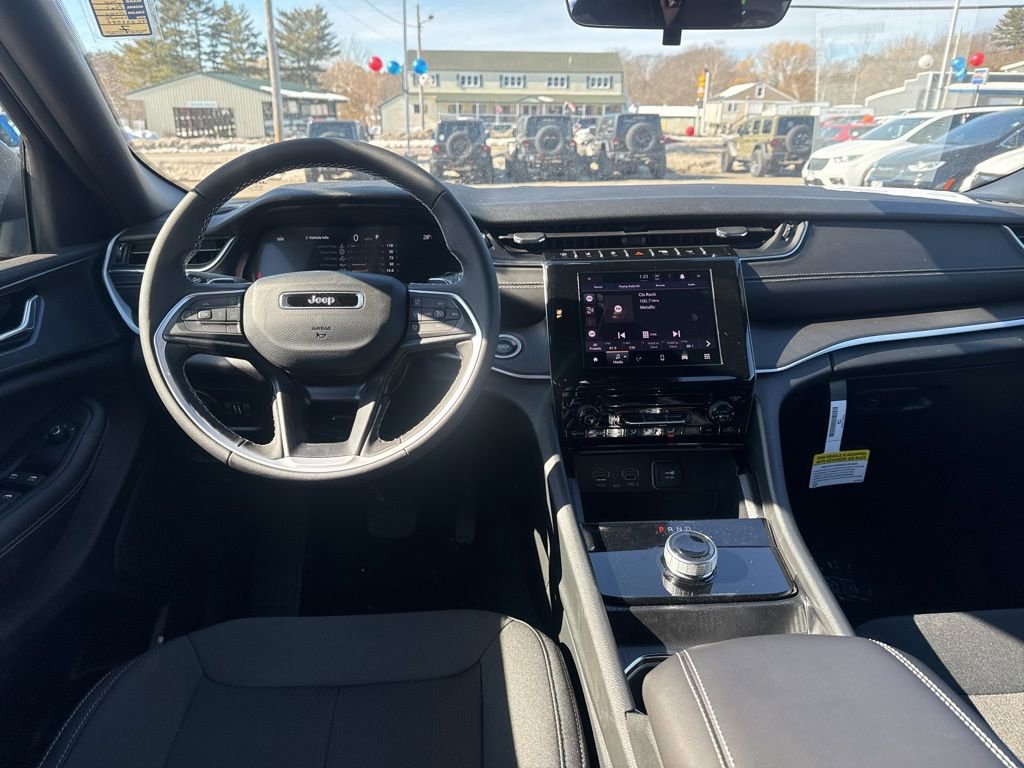 New 2026 Jeep Grand Cherokee Laredo image 20